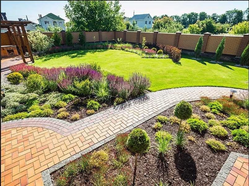 Decorative Paver Driveway & Landscape
